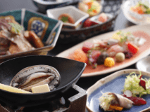 ～『自在上撰』会席～メインの一品をお選び頂くコース。活鮑ステーキをチョイスした場合のイメージ