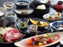 ～『加賀の四季』会席～吉田屋山王閣の定番メニュー。季節を楽しむ四季替わりスタンダード会席