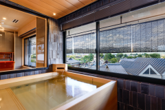 【秀山閣】半露天檜風呂付客室「小督の間」（禁煙）