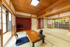 Japanese Western Room /Indoor Bathroom included Wash basin and Toilet/(BENI)