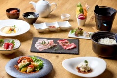 【北海道民＆公式ホームページ限定】週末＆繁忙期はバイキング／閑散期の平日は創作コース☆２食付き！