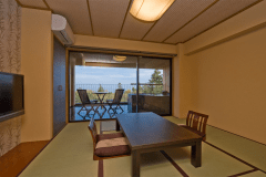 和室8畳＋寝室4畳露天風呂・テラス付き