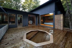 【SORA】King bed / Octagonal open-air bath made of hinoki cypress 【SORA】King bed / Octagonal open-air bath made of hinoki cypress