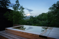 【RYO】Wide king bed / Open-air cypress bath 【RYO】Wide king bed / Open-air cypress bath