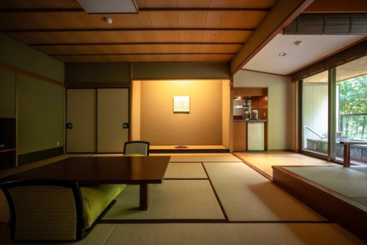 【露天風呂付き】和室12.5畳＋踏込（掘炬燵付き）