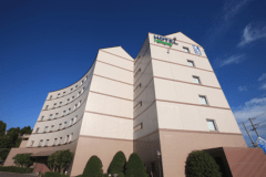 ホテルパームスプリング　外観　客室総数７５室