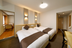 禁煙　コネクティング和洋室【定員～７名】