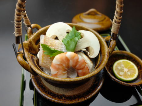 【秋の味覚】松茸の土瓶蒸し　※写真はイメージです。