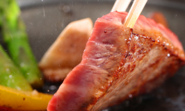 【島根和牛の深いコクと風味豊かな味わいを堪能！】旨みが際立つ味わいの和牛を４つの味で！島根和牛ステーキ付会席プラン