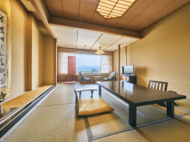 【鹿門亭】川側のお部屋