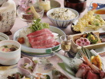 【会席(一例)】季節の旬とともにお楽しみください。