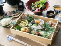 優しい味付けの豪華な朝食