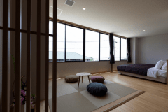 広々としている客室で時間を忘れてのんびりお過ごしください。