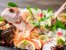 瀬戸内海の新鮮なお刺身が豪華になった美味少量会席