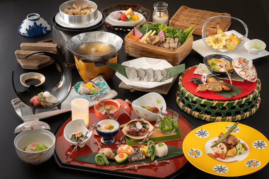 ■創作懐石■その時期ごとに最も輝く「旬の食材」を料理人の持てる限りの技で彩った、料理長の美味旬菜会席