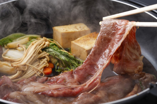 【定番】肉匠が目利きする和牛を味わう！お一人200g使用の和牛すき焼き鍋会席プラン（１泊夕食付き）