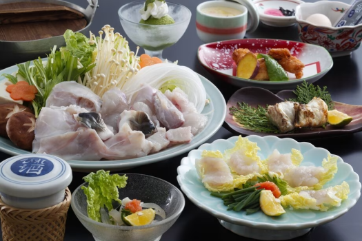 【冬】お一人様のご利用もＯＫ！割烹たんごでぷりぷりの活〆トラフグを贅沢に味わう至福のフグ会席プラン