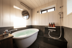 2022年8月NEW OPEN【洋モダンStyleルーム】やまと風呂『白翡翠』洗い場もゆとりのある広さ（イメージ）