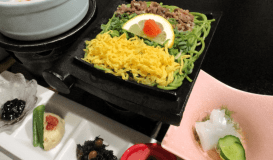 ■朝食■山口の味覚『ふぐ』山口名物『瓦そば』を盛込んだ和朝食（イメージ）/ご飯物は【白米】【河豚雑炊】【萩一輪オリジナル見蘭牛カレー】を選べるようにハーフバイキングとなっております。