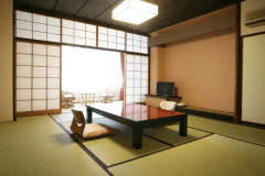 【禁煙/3階】211木蓮