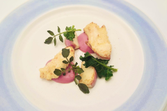 【温菜皿】
赤蕪　あやめ雪蕪　鶏ささ身　プチベール