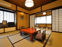 女鳥羽　めとば　ロフト・ツインベッド