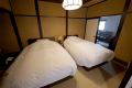 女鳥羽　めとば　ロフト・ツインベッド