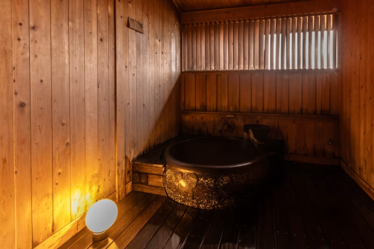 Tomi no Kaze - Japanese-Western style room with open-air bath with natural hot spring (non-smoking) Tomi no Kaze - Japanese-Western style room with open-air bath with natural hot spring (non-smoking)