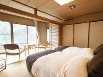 元禄館 モダン和室 萌黄・伽羅の間