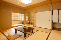 2F／内湯付和室10畳＜白露＞