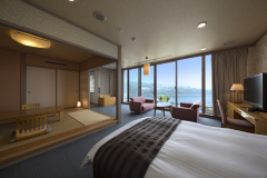 トップフロア露天風呂付和洋室５０２　ワンランク上の和洋室でとっておきの休日をお過ごしください