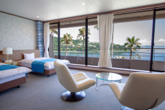 ユニバーサルツイン