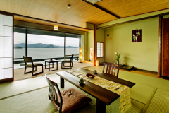 ◆展望客室一例【上層階】当館でも人気の海側和和室