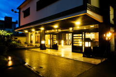 ◆外観・ようこそ萩小町へ