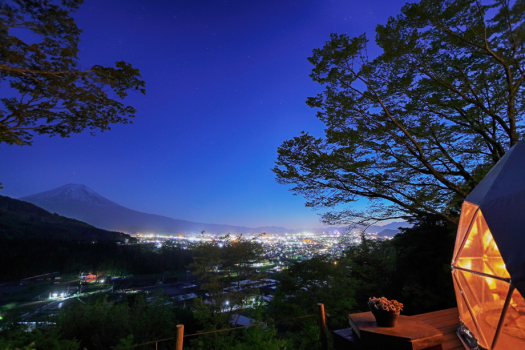 【1泊2食】＜絶景・ホットポット＞～甲州富士桜ポーク。吉田うどん。富士湧水が育んだ山梨の美食を”アツアツ”のしゃぶしゃぶで～〈夕食・朝食付きプラン〉