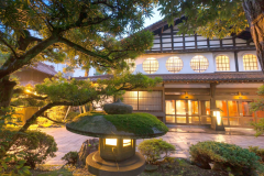 [Appearance] The building of the entrance wing is designated as a cultural heritage.