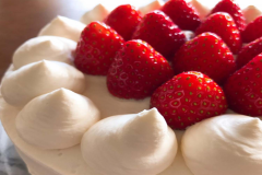 誕生日や大切な記念日に、ケーキをご用意いたします。※写真はイメージ