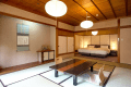 登録文化財棟【新春の館・和洋室】12帖の和室＋ベッドルーム