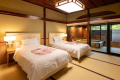 With a Private Open-Air Bath using a Natural Hot Spring [Sinsyun no Yakata - Semi-Deluxe Japanese & Western Style Room/Chouga-no-ma]