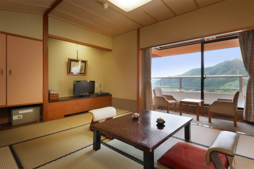 【10階-14階和室】12.5畳+4.5畳客室