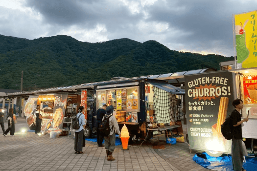 鬼怒川温泉ナイトマルシェ「鬼のごちそう」　※昨年の開催風景
