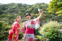 鬼怒川の絶景ポイント「鬼怒楯岩大吊橋」