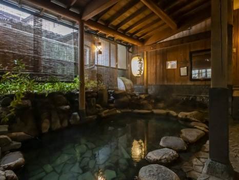 山陰で最も古い温泉。1200年前から続く山陰最古の湯といわれる温泉です。
