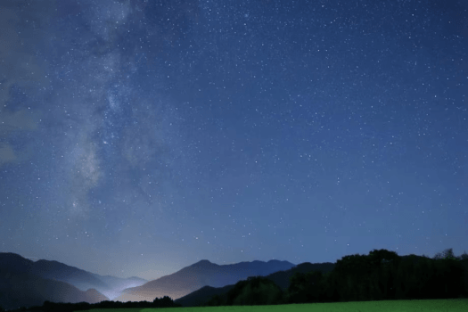 【星取県｜鳥取】初夏から夏にかけ、澄み渡る美しい星空を眺めに鳥取へぜひお越しください。