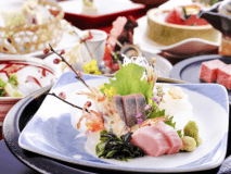 【月コース】日本海側ならでは、鮮度高い魚介を厳選、春夏秋冬の美味をお楽しみください。