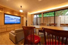 【燈｜akari】半露天風呂付き離れ｜連泊･3世帯にもおすすめ｜105㎡（2024年8月オープン）