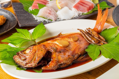 【２食付きプラン】金目の煮付け丸ごと一匹！