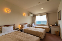 オーシャンビューツインルーム+エキストラベッド　禁煙 3名部屋