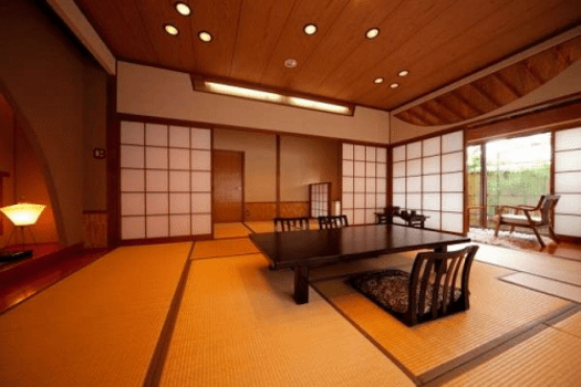 露天風呂付和室【ぼたん】
源泉掛け流しの露天風呂がついております。
お部屋にて、プライベートの温泉と、夕食朝食をご堪能いただけます。