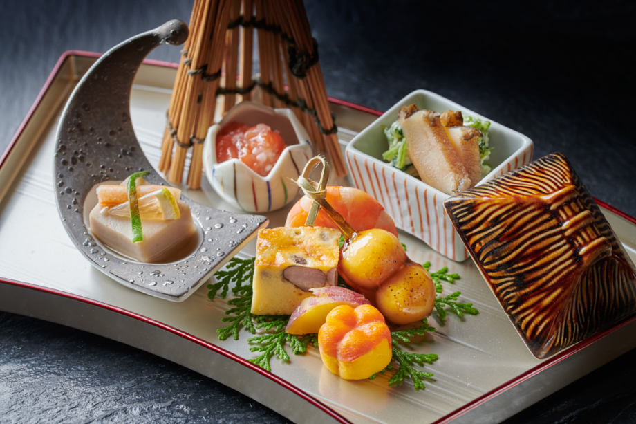 夕食 冬の本格懐石
※お食事のイメージです。
※仕入れ状況により、内容を変更する場合がございます。 夕食 冬の本格懐石
※お食事のイメージです。
※仕入れ状況により、内容を変更する場合がございます。